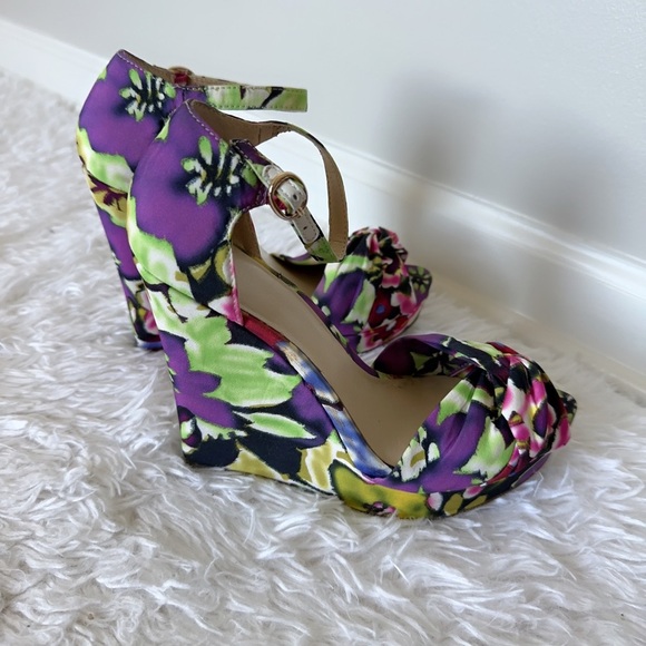 Nine West Purple and Green Wedge Sandals - Picture 4 of 11